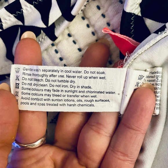 Seafolly youth size 10 black & white bikini like new!! - Picture 10 of 11